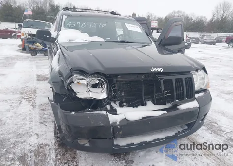 2010 Jeep Grand Cherokee Laredo z USA, uszkodzony, nr VIN 1J4PR4GK7AC129432